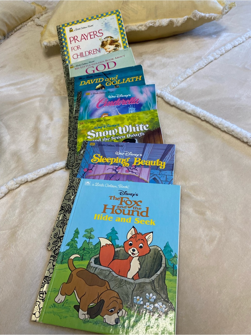 Disney Kids Book Lot - Blue, Green, Yellow Covers